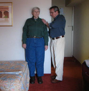 mark pat Patricia Walter's Hip Resurfacing with Dr. De Smet 2006